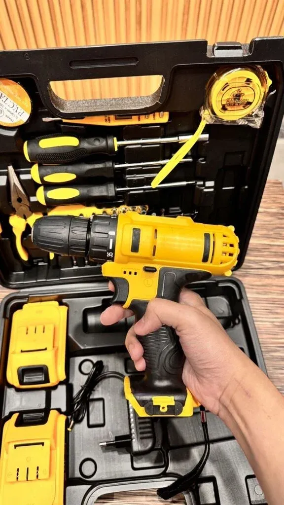 مثقاب كهربائي بشحن سريع وإضاءة LED للاستخدام المنزلي