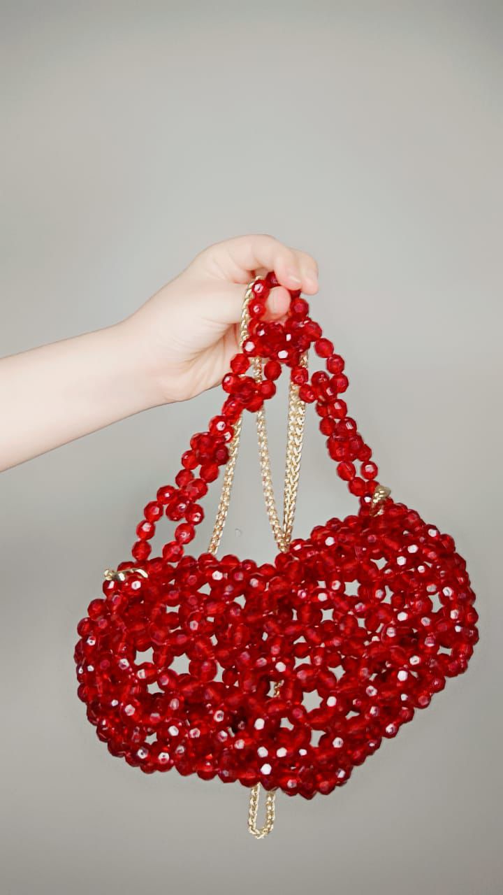 شنطه هاند ميد مميزه وجذابه