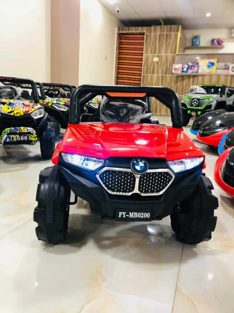 عربيه جيب BMW
