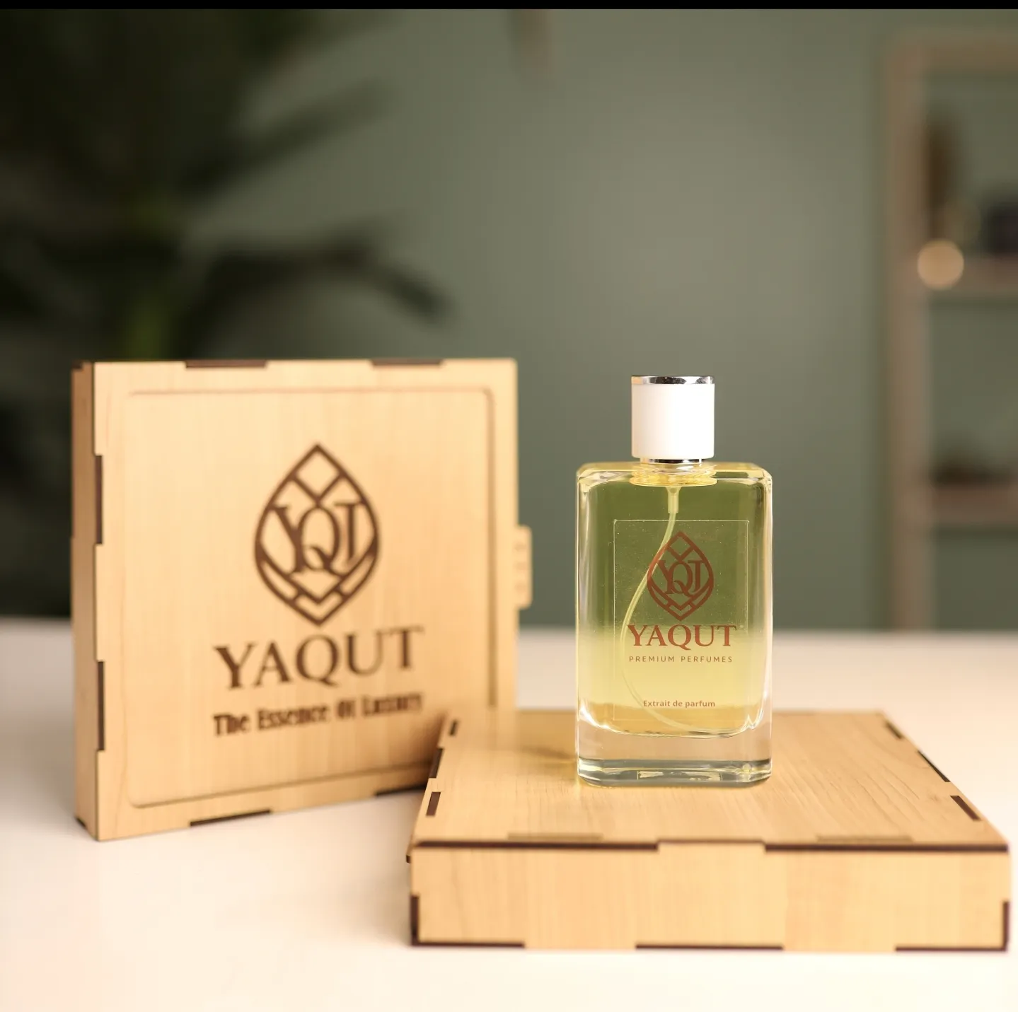 YAQUT ELEGANT