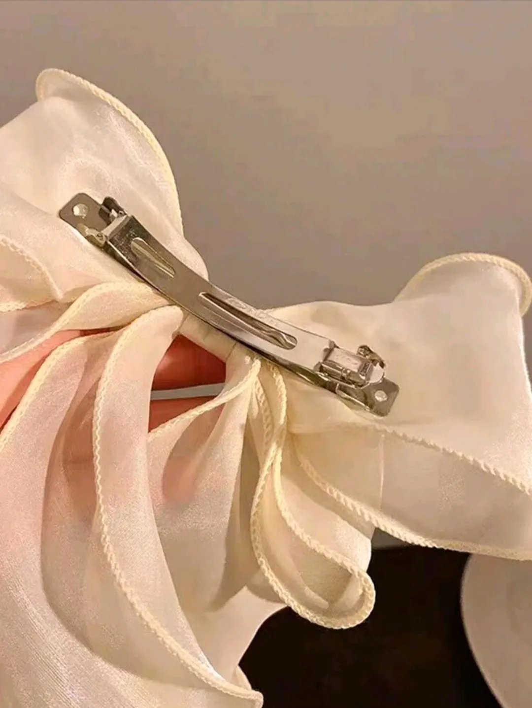 Mesh Ribbon Bow With Curly Tails - image 4