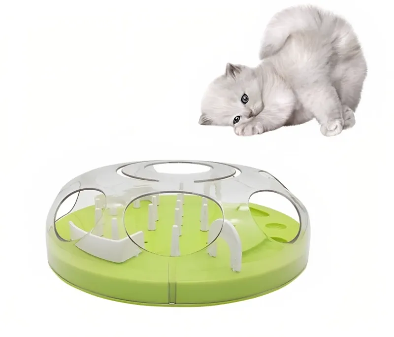 لعبة ووحدة تغذية صغيرة للقطط