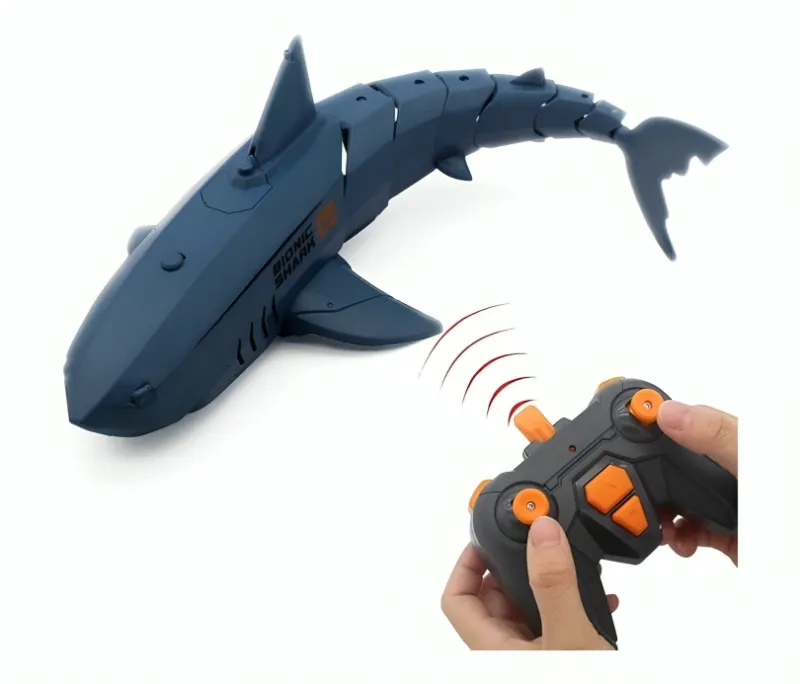 قارب سمكة القرش بالتحكم عن بعد