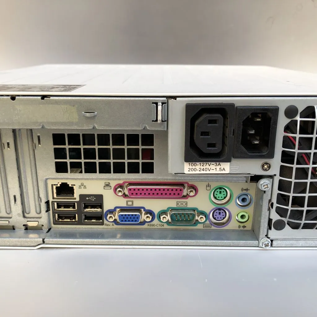 💕🥳كيسات شعبى بسعر التراب تشتغل سيرفر ميكروتك 🥳💕Fujitsu ESPRIMO E5700