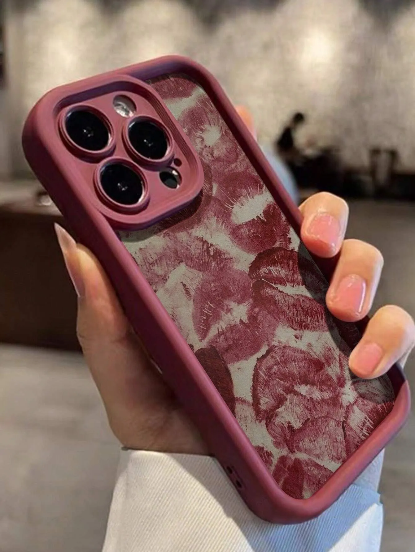 New Luxury Embossed Soft Silicone Phone Case, Anti-Drop And Painted Protection Cover