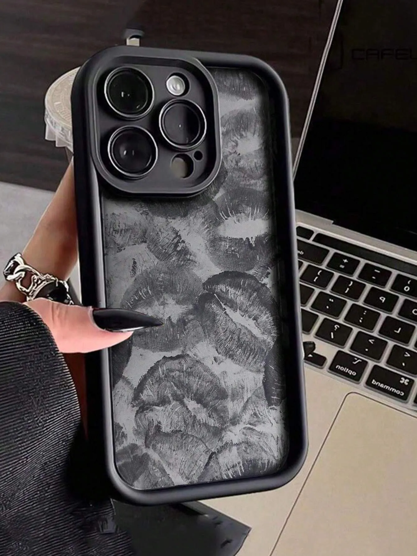 New Luxury Embossed Soft Silicone Phone Case, Anti-Drop And Painted Protection Cover