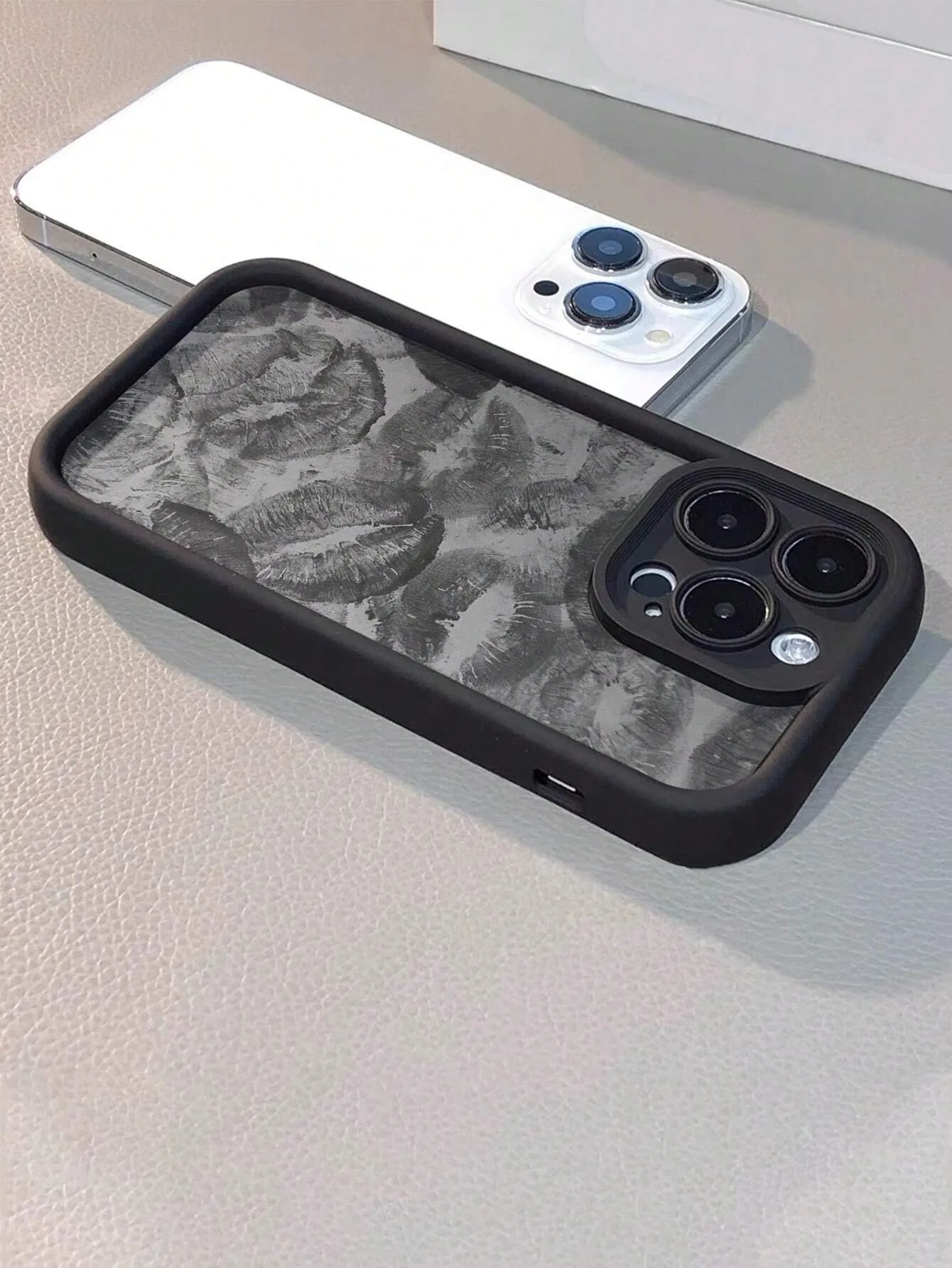 New Luxury Embossed Soft Silicone Phone Case, Anti-Drop And Painted Protection Cover