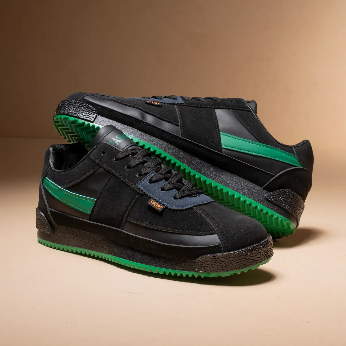 كوتشي رجالي ARC SHOES مستورد بالضمان