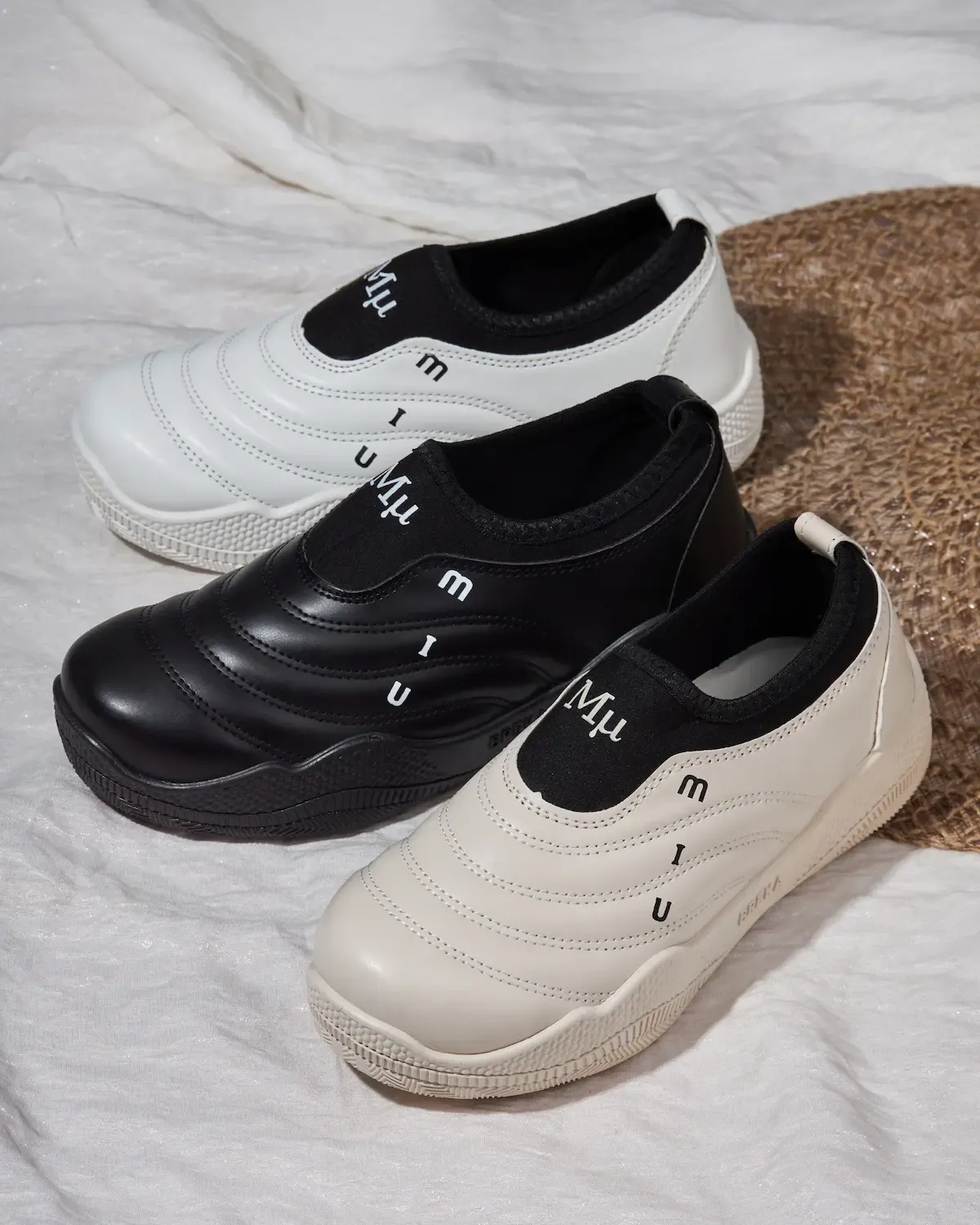 كوتشي حريمي جلد × ليكرا – تصميم عصري مريح