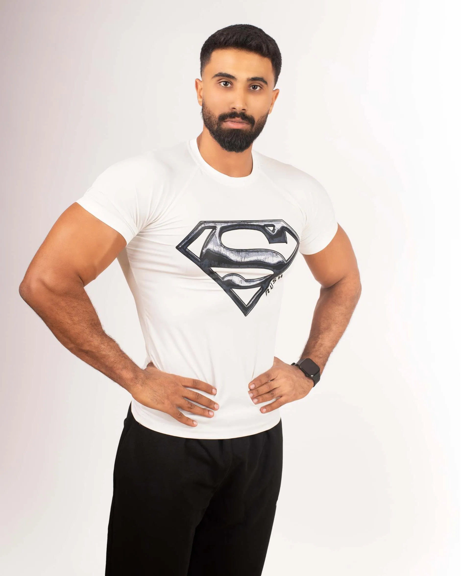 ESSENTIAL COMPRESSION T-SHIRT