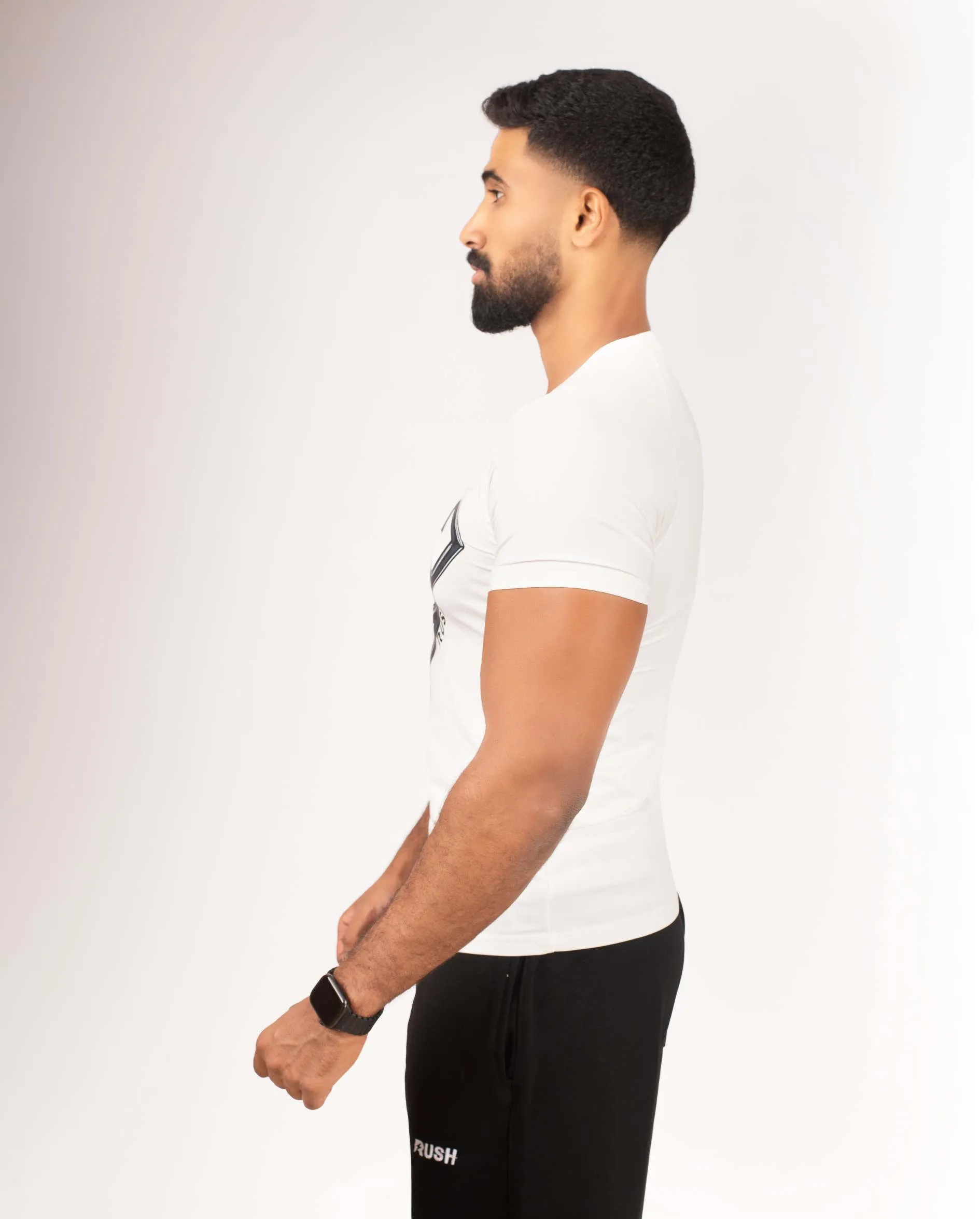 ESSENTIAL COMPRESSION T-SHIRT