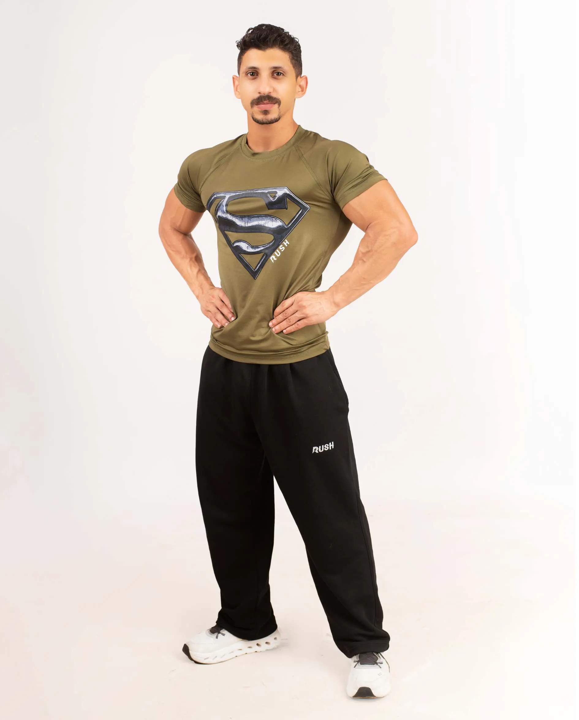 ESSENTIAL COMPRESSION T-SHIRT