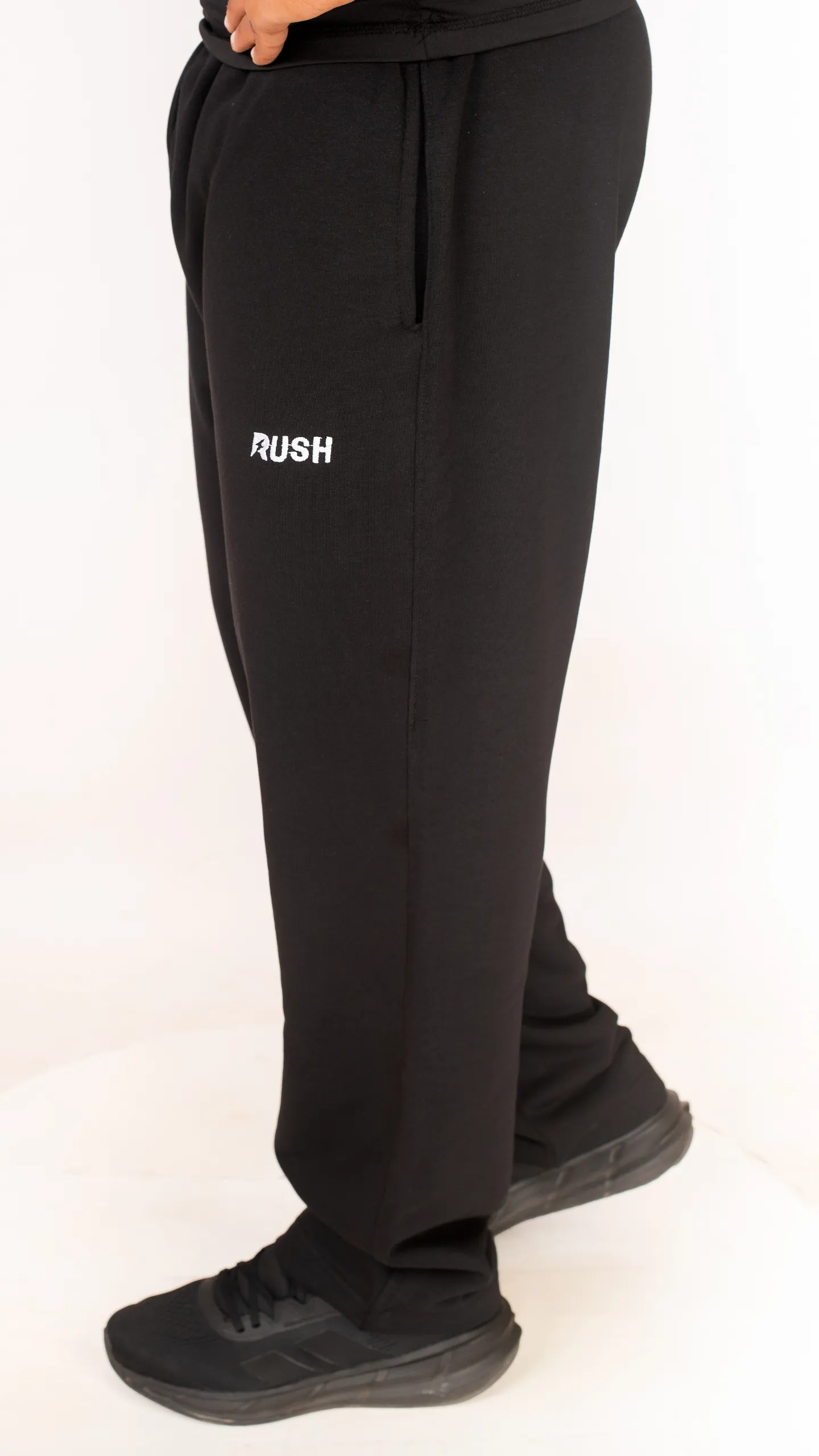 ESSENTIAL STRIPE SWEATPANTS
