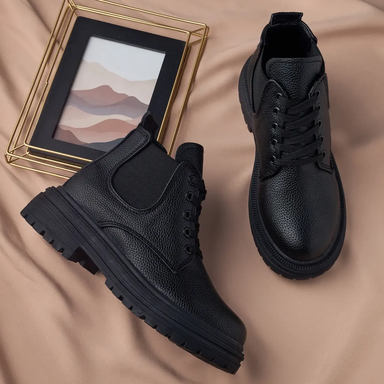 هاف بوت حريمي كاجوال جلد صناعي أنيق ومريح بنعل PVC مرن