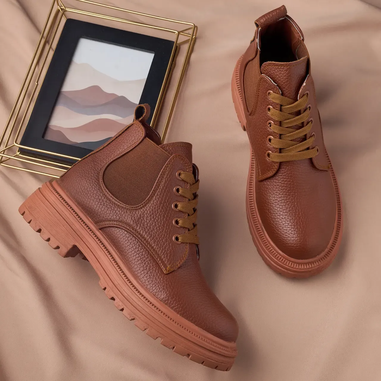 هاف بوت حريمي كاجوال جلد صناعي أنيق ومريح بنعل PVC مرن