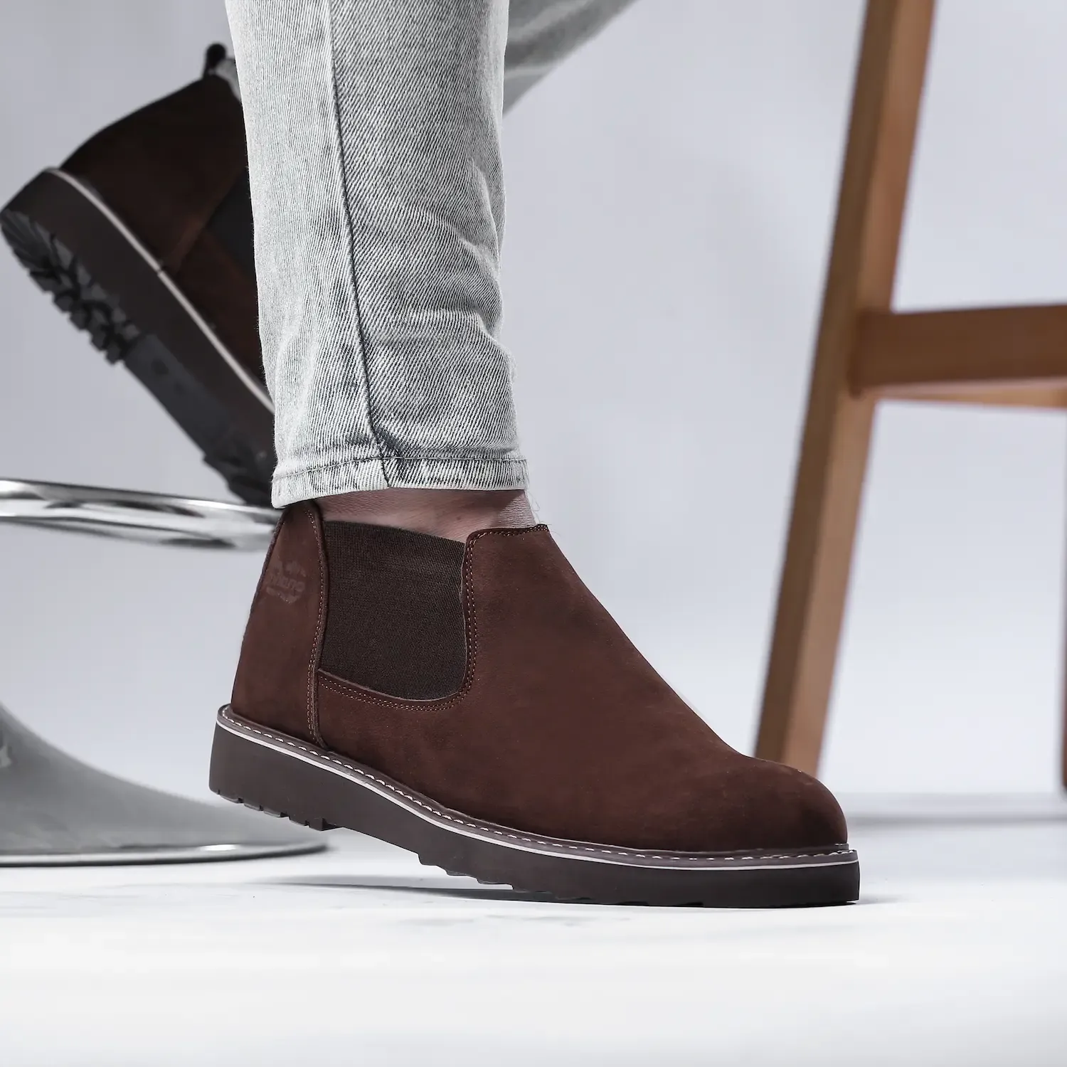 حذاء ميلانو M7 شامواه طبيعي