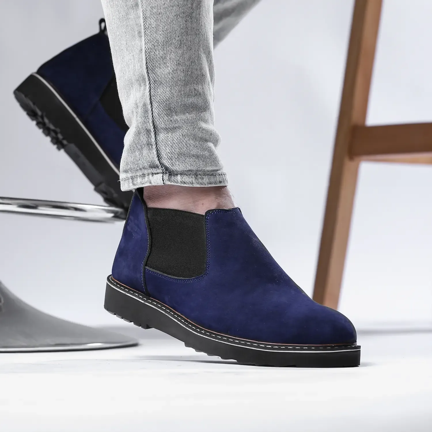 حذاء ميلانو M7 شامواه طبيعي