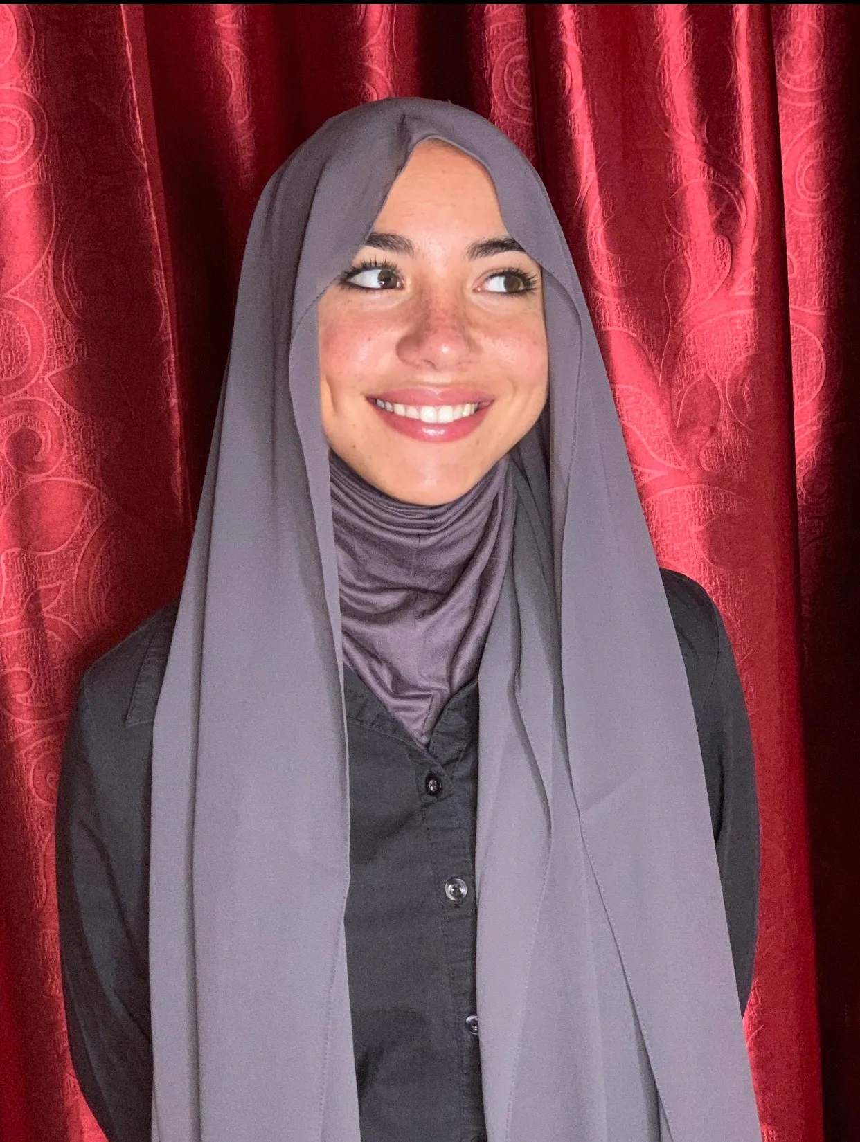 SMART HIJAB | الحجاب الذكي ( رمادي غامق )