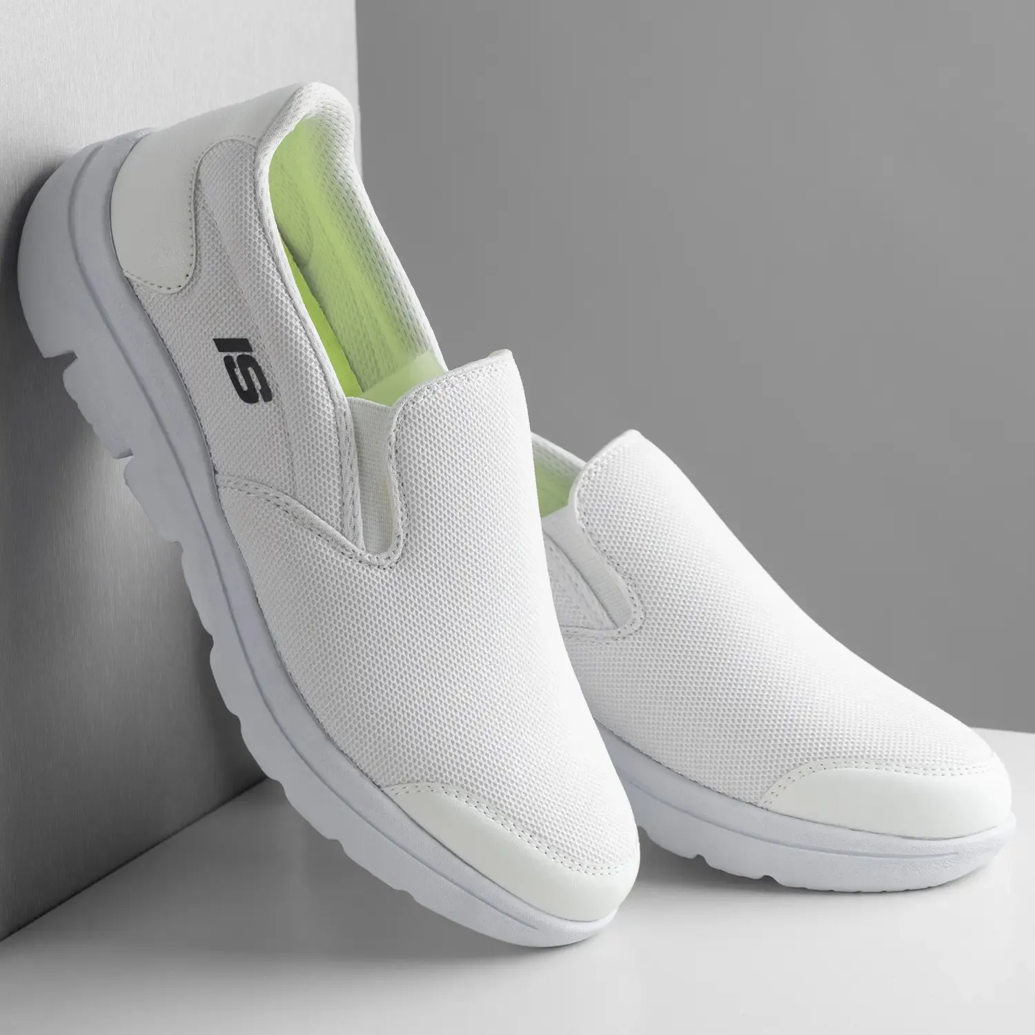 اسكيتشر رجالي تريكو ليكرا نعل ايفا طبي ميلانو M25 خفيف ومريح للمشي